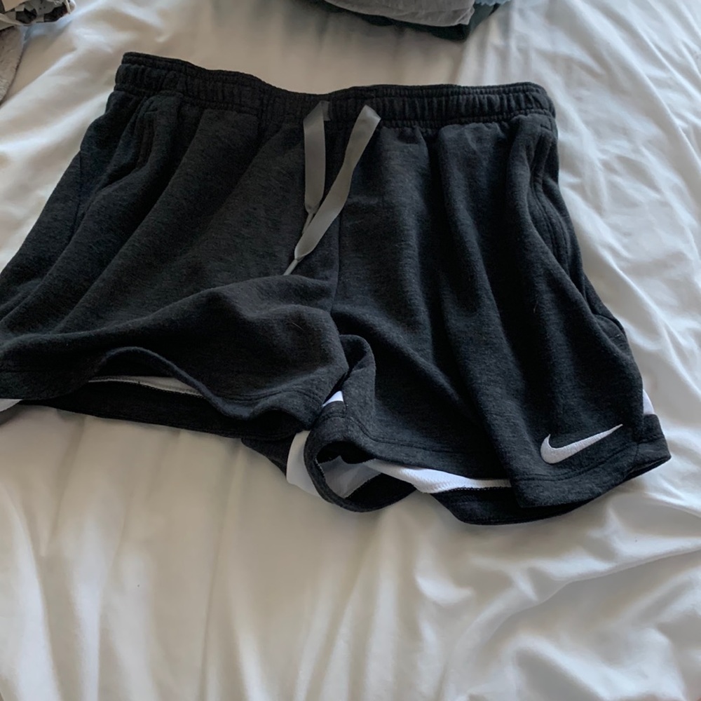 Gray nike shorts